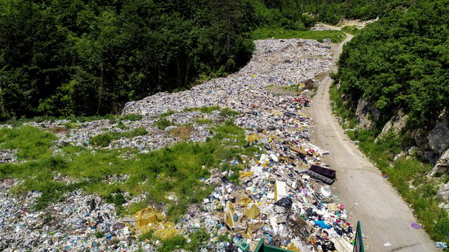 Global talks to end plastic waste